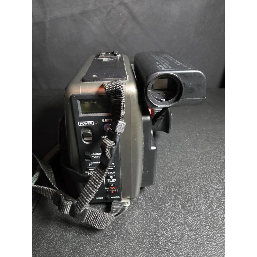 Vintage Olympus Movie 8 VX-803-U 8mm Camcorder Sakar Case Papers AS-IS